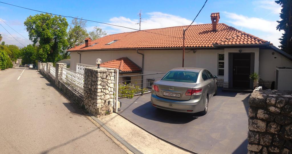 Unique Apartment Opatija Luaran gambar