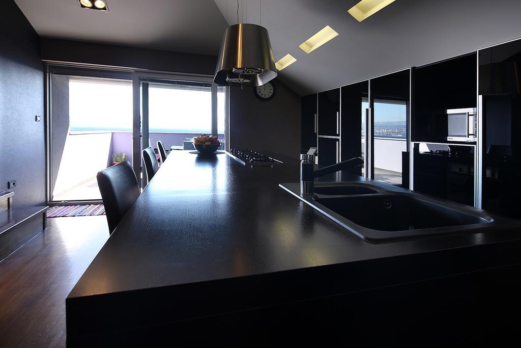 Unique Apartment Opatija Luaran gambar