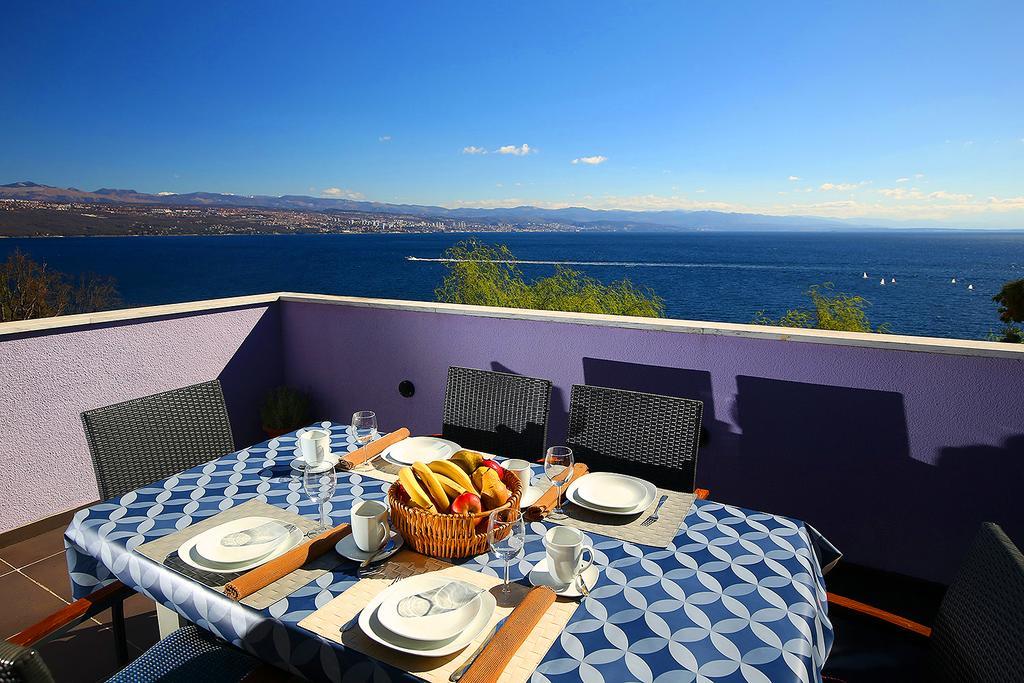 Unique Apartment Opatija Luaran gambar